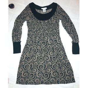 Maggy London Scoop Neck Long Sleeve Dress